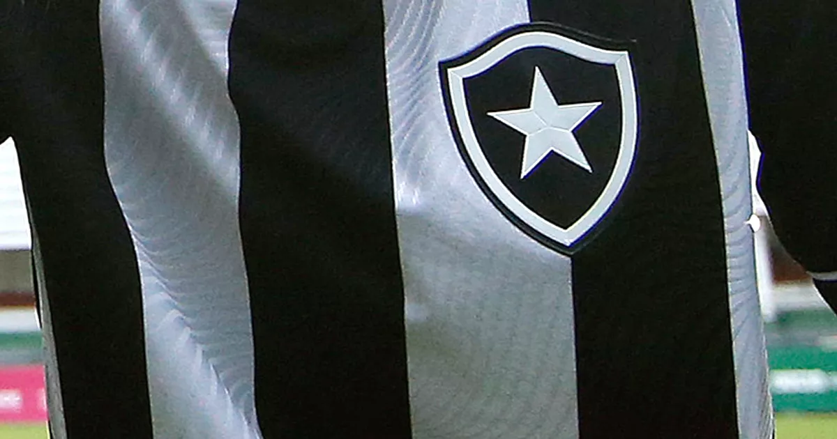 Afinal, Reebok fechou ou não com o Botafogo?
