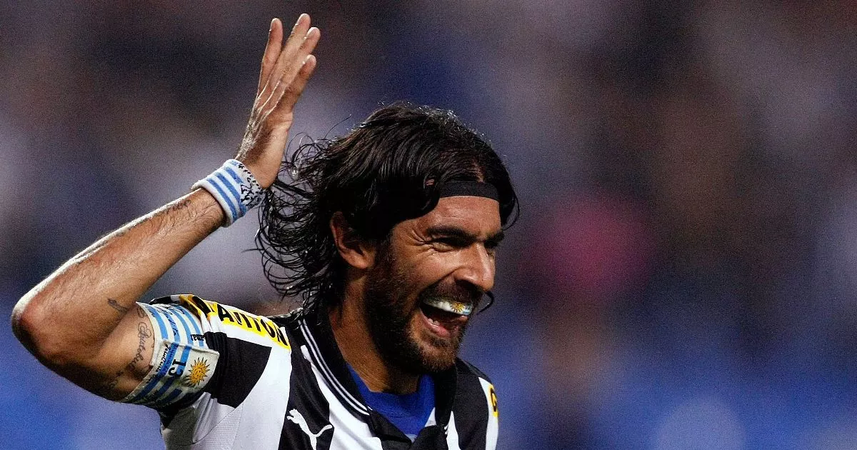 Loco Abreu pode entrar no caminho do Botafogo em 2023; entenda