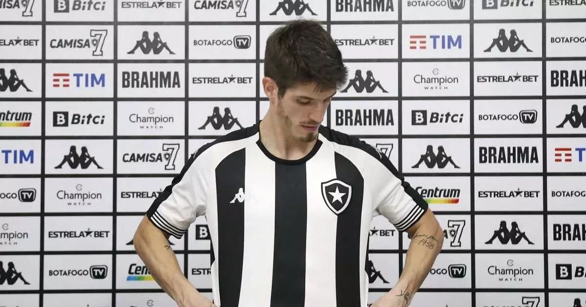 Botafogo não relaciona Piazon mais uma vez; jogador permanecerá no clube?