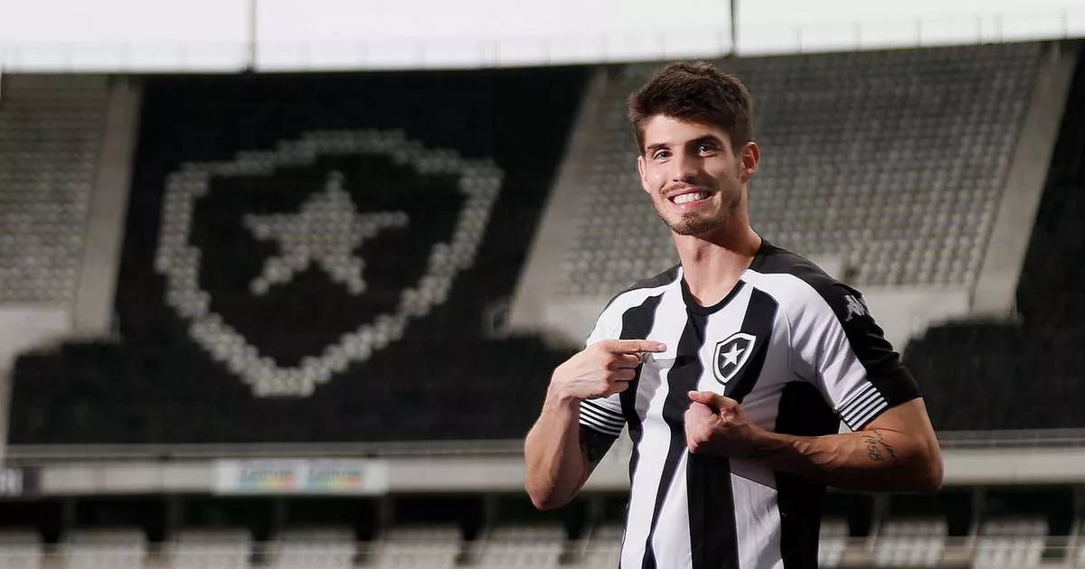 Lucas Piazon não é relacionado para Botafogo x Ypiranga; confira lista completa