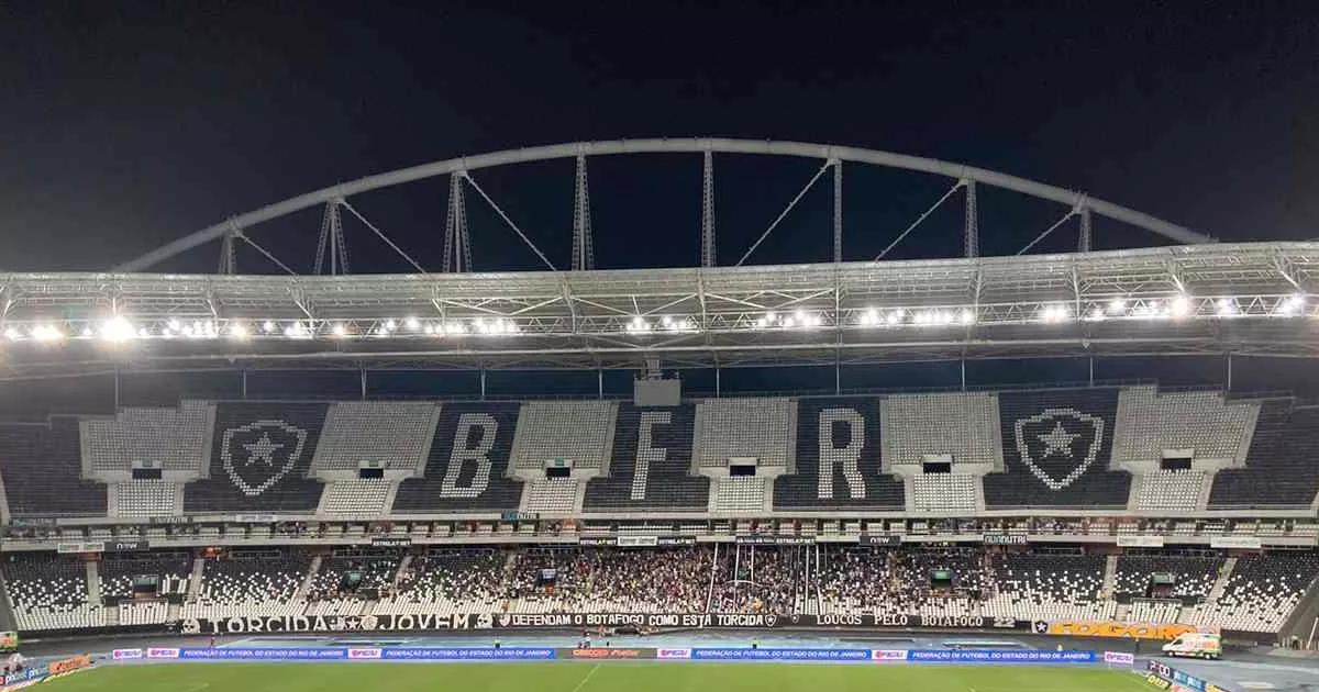 Ingressos Botafogo x Fluminense aberto para público geral; Tricolor paga R$150