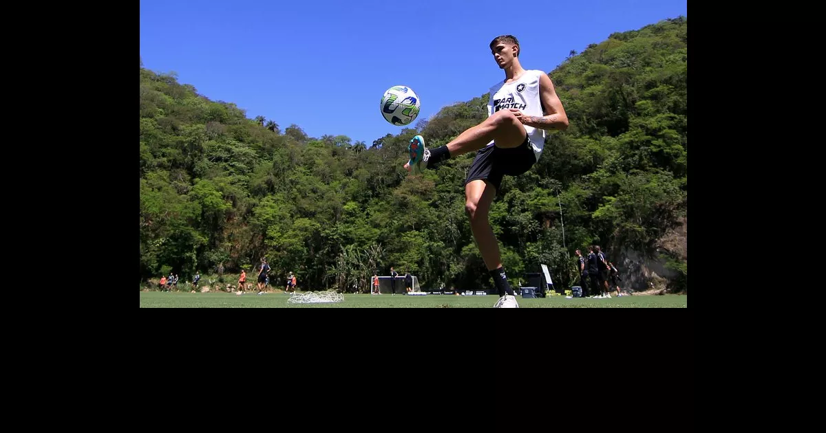 Valentín Adamo se diz Pronto para Agarrar sua Oportunidade no Botafogo