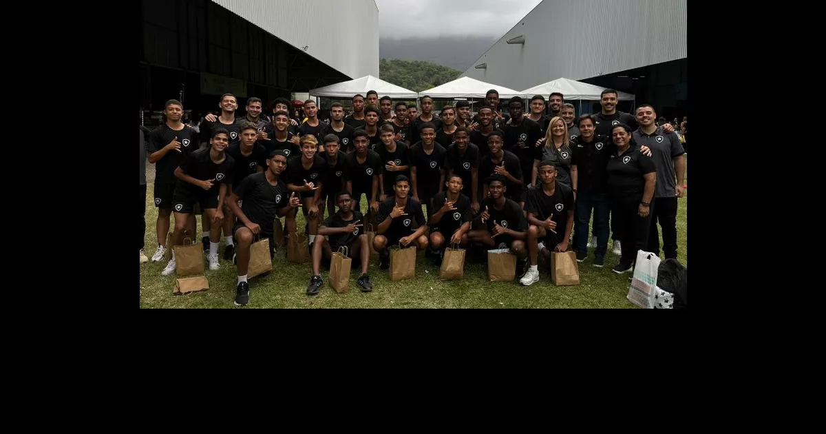  Botafogo Sub-15 na 40ª Bienal Internacional do Livro do Rio de Janeiro: Uma Experiência Literária e Cultural