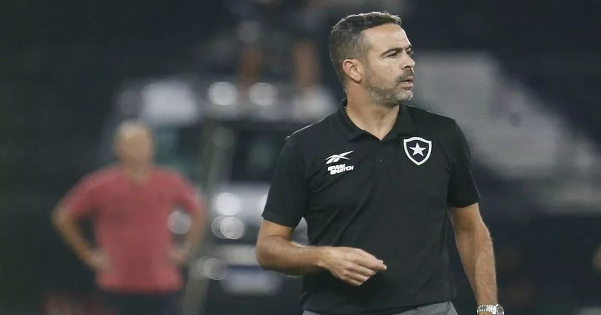 Artur Jorge Valoriza Empate Dramático do Botafogo Contra Athletico-PR