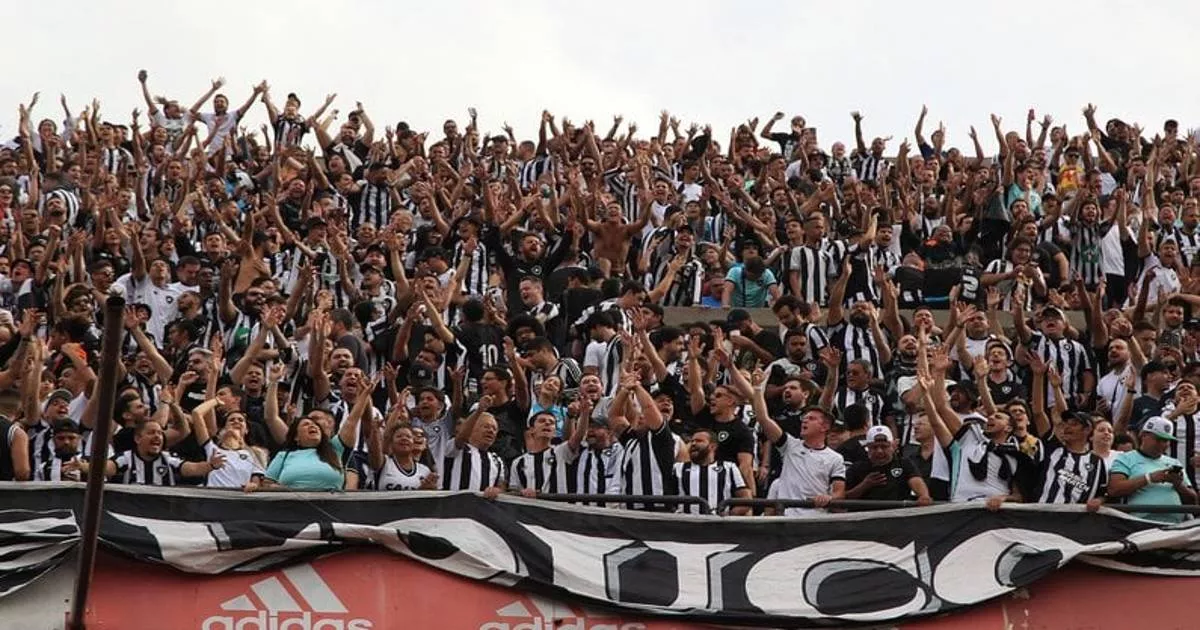 Torcida do Botafogo Esgota Ingressos para Jogo no Morumbi