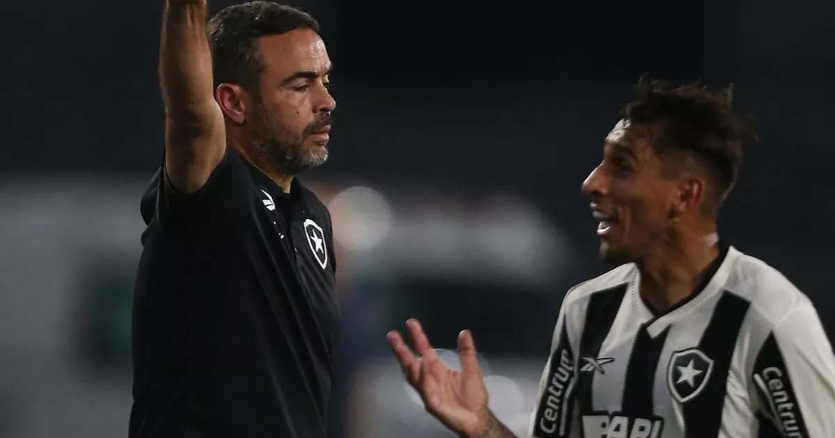 Botafogo em dilema com futuro de Damián Suárez