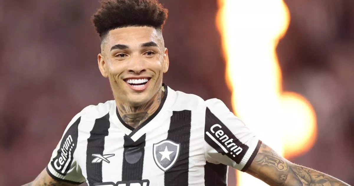 Botafogo: Contratação de Alex Telles fortalece elenco e aumenta chances de título?