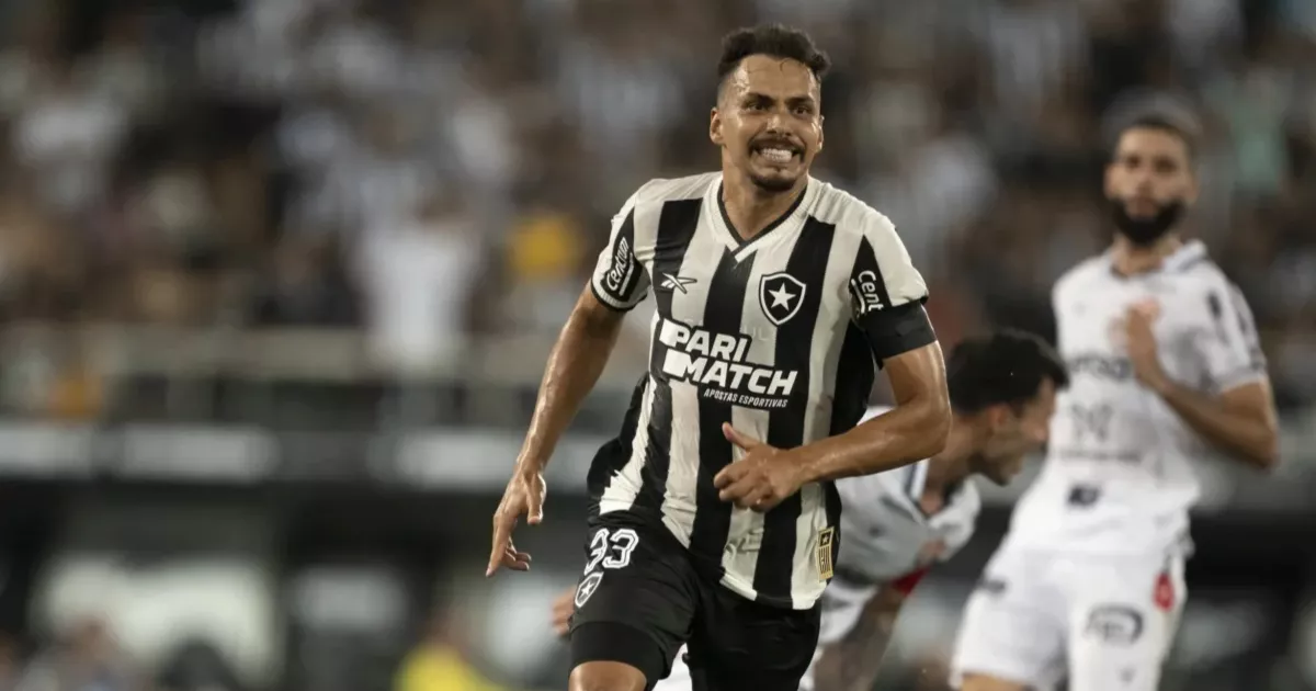 Botafogo em Reestruturação: Quais Jogadores Devem Ficar e Quem Está de Saída?