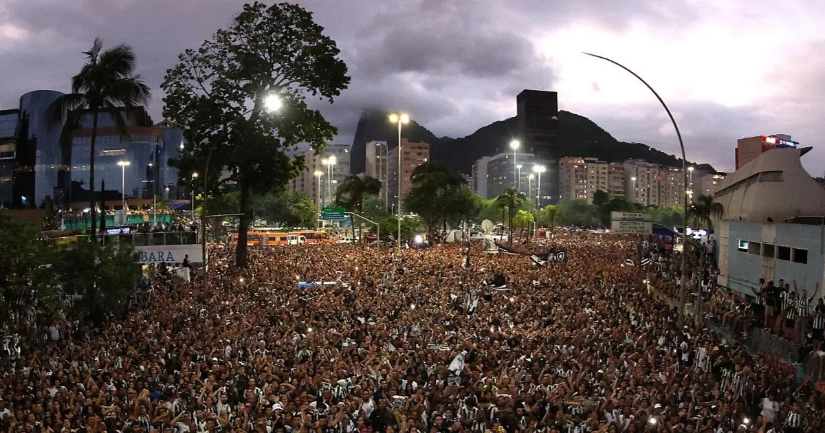 Fogão na Estrela: Botafogo explode em número de sócios e conquista histórica na Libertadores!