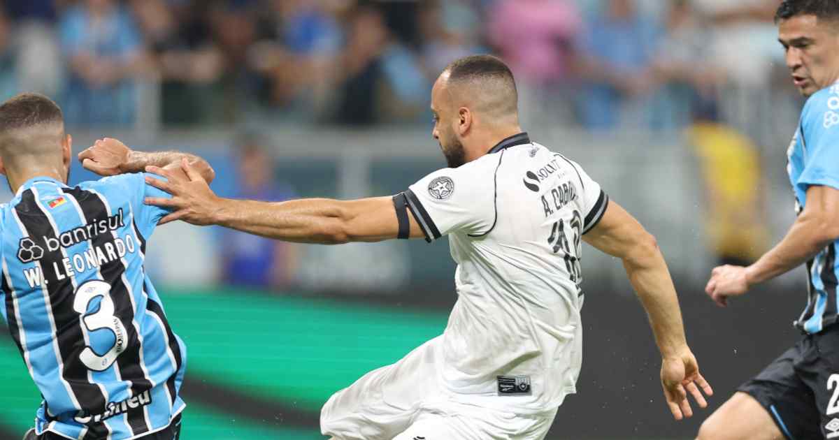 Choque de Realidade: Botafogo Sofre Apagão, Perde para o Grêmio por 5 a ...